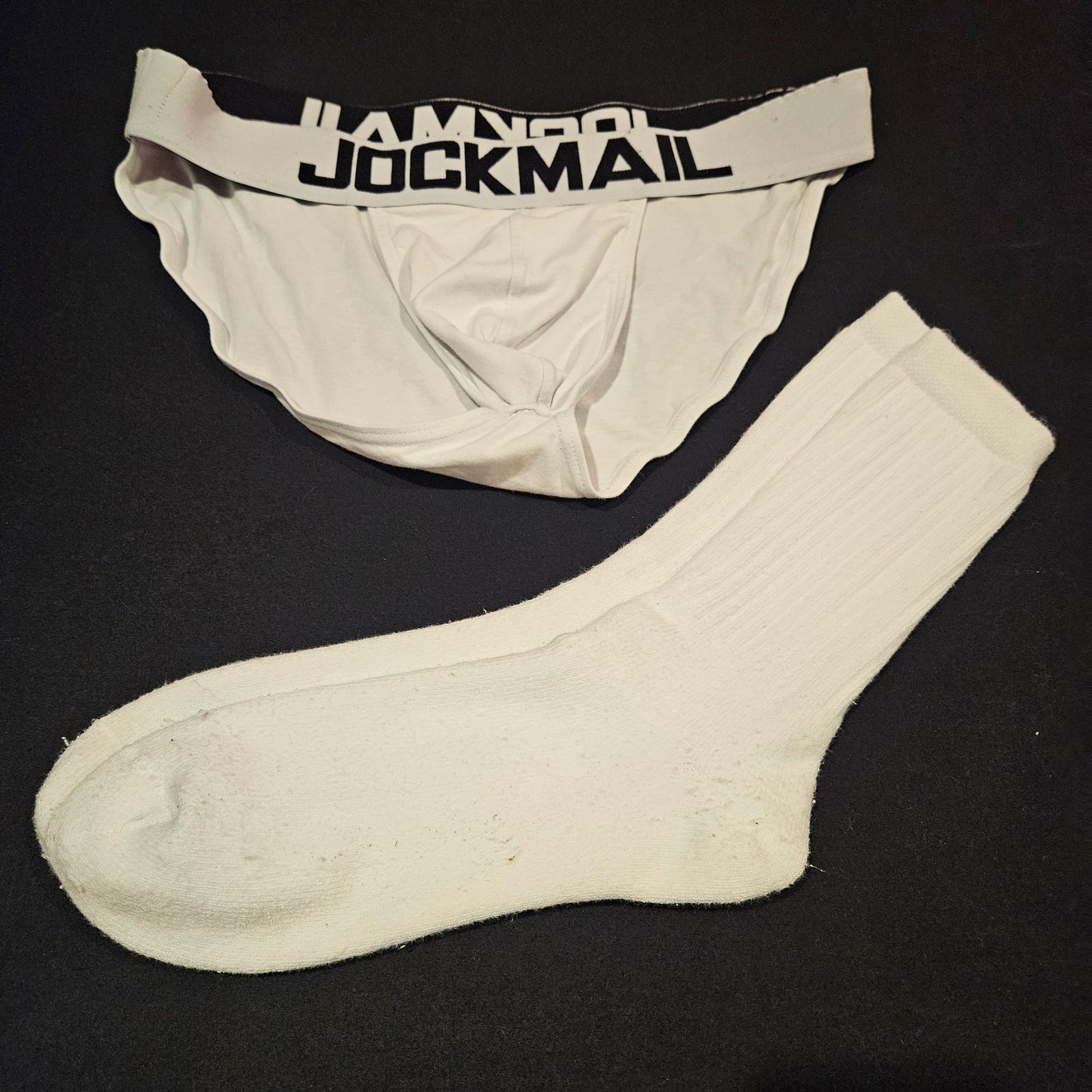 TradieMatt’s 1 week worn undies & sock combo