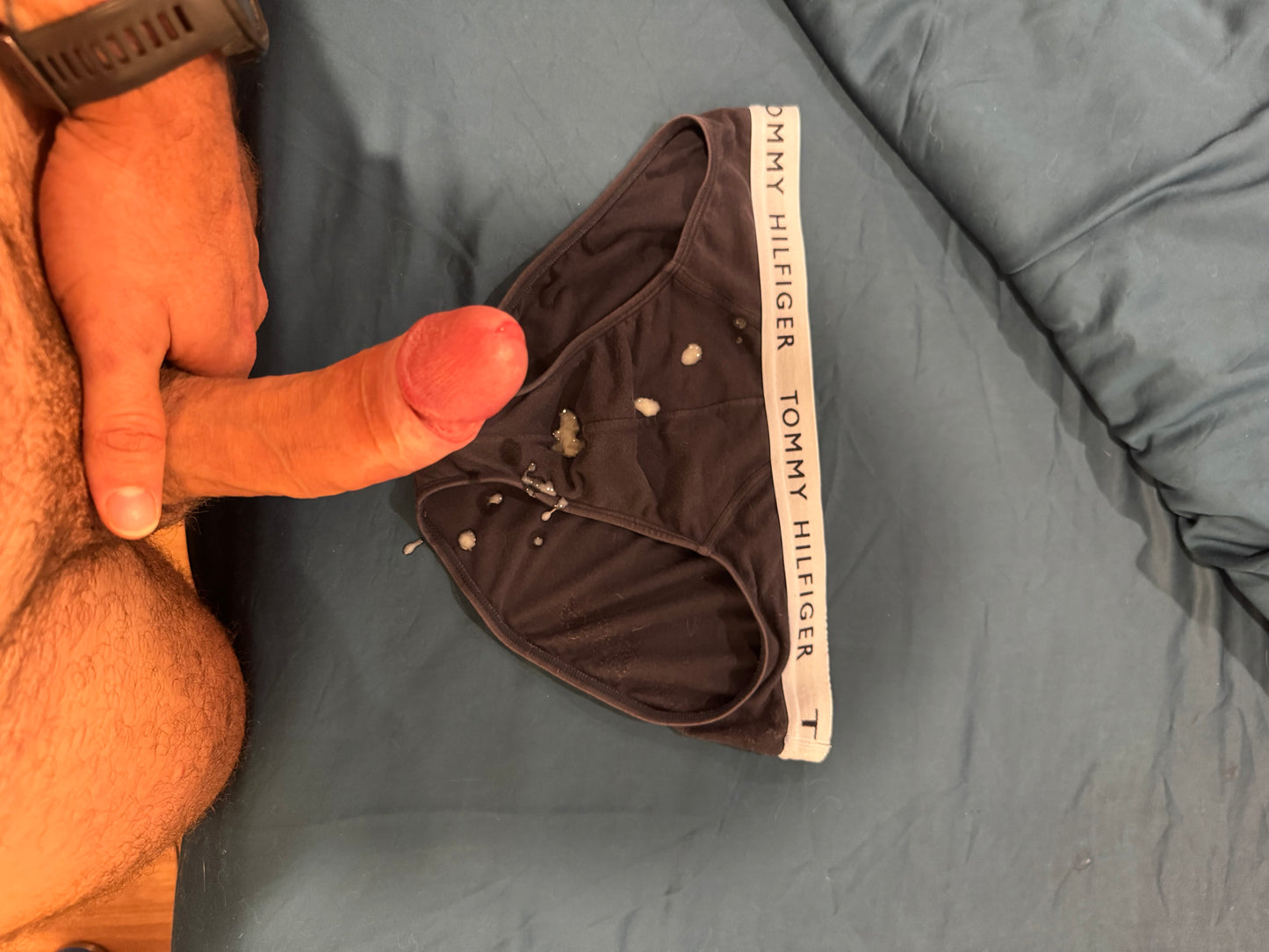 MinerMan’s beautifully used Tommy undies