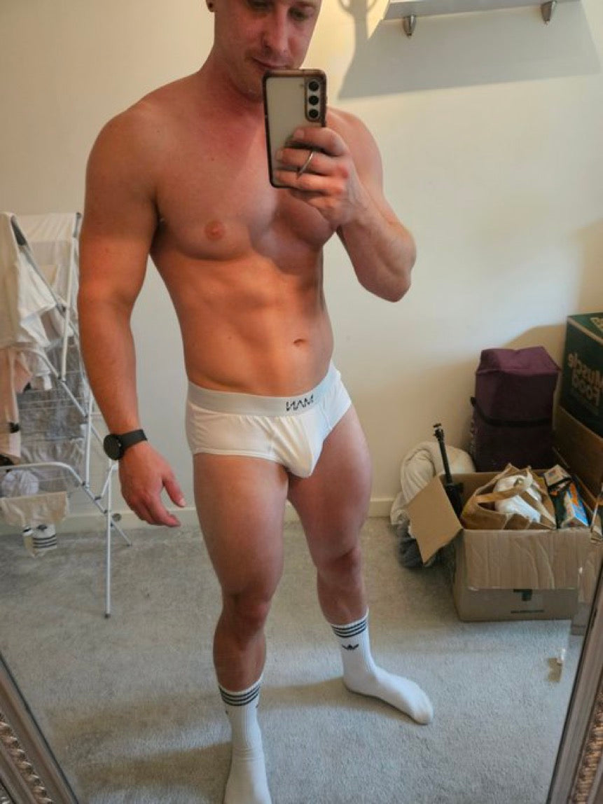 Pantsandsocksguy69’s cummy briefs